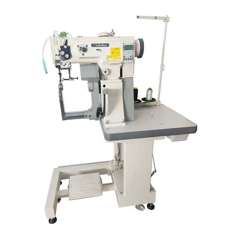 Hoe ondersteunt een naaimachine voor leren tassen de moderne productie?